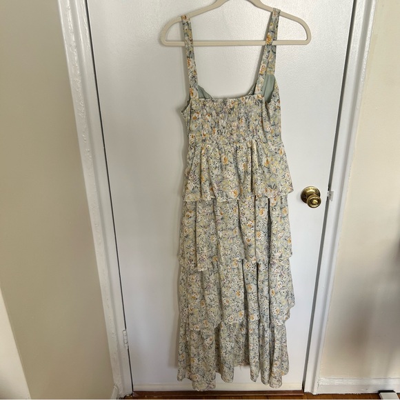 ASTR the Label Midsummer Tiered Floral Dress Size M - Picture 3 of 11